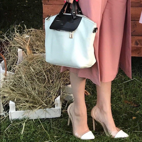 Furla handbag in great condition